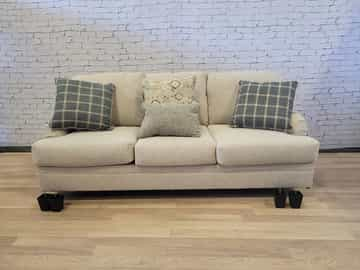 Bralynn Sofa - Gallery Image 9